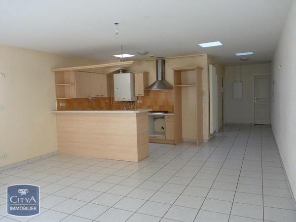 Appartement à louer 4 pièces 102.21m²
