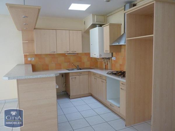 Appartement à louer 4 pièces 102.21m²