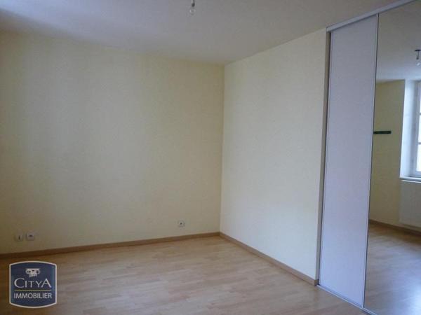 Appartement à louer 4 pièces 102.21m²