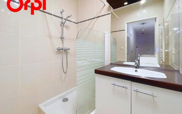 Appartement à vendre    3 pièces • 59,53 m2 Lyon 2