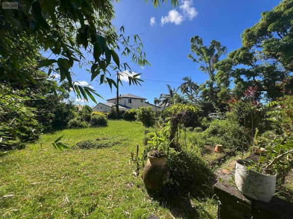 Villa à vendre à Saint-André à la Réunion (97440), ref : 97405/136   
Petit bazar