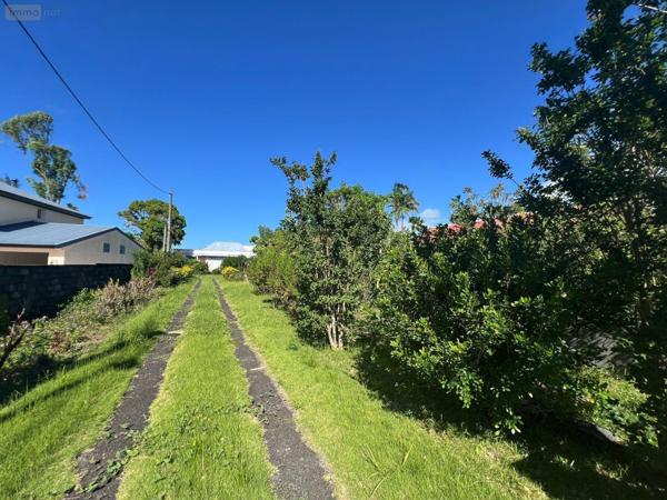 Villa à vendre à Saint-André à la Réunion (97440), ref : 97405/136   
Petit bazar