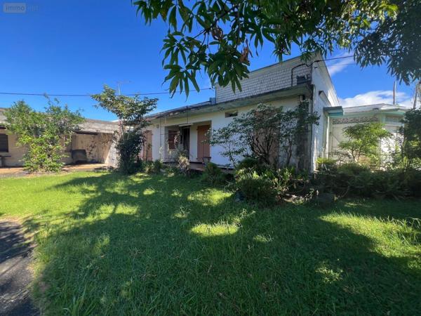Villa à vendre à Saint-André à la Réunion (97440), ref : 97405/136   
Petit bazar