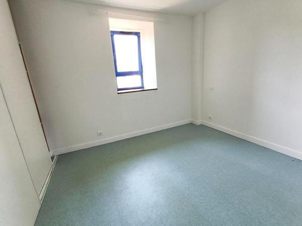 22340 Plévin Propriété  Ensemble immobilier de caractère comprenant 4 logements indépendants entièrement rénovés DPE C