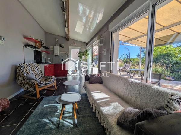 MAISON EN PIERRES avec VUE DÉGAGÉE avec DÉPENDANCE et JARDIN au CALME