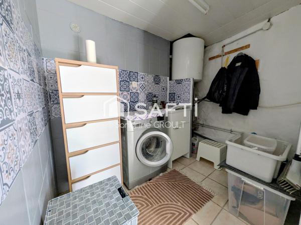 MAISON EN PIERRES avec VUE DÉGAGÉE avec DÉPENDANCE et JARDIN au CALME