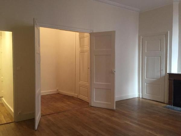 Appartement à louer 1 pièce 53.76m²