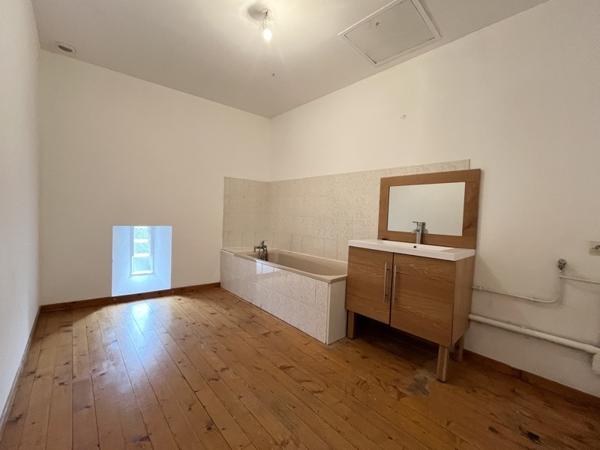 Maison à vendre |  Casteljaloux |  4 pièces | 114 m²