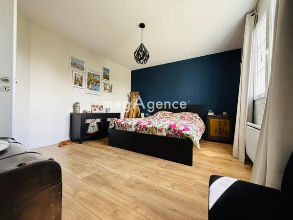 Maison à PLESSIS-SAINT-JEAN, 89140 - 7 pièces 166m²