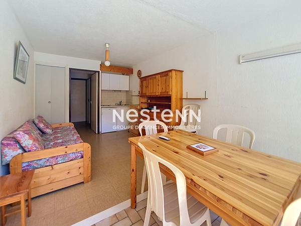 À 400 m de la plage : Studio cabine avec piscine à seulement 80 000 € !