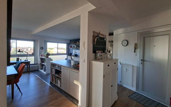 Appartement à vendre    3 pièces • 82 m2 Bourg-en-Bresse