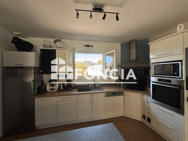 Location Maison 5 pièces 136.98 m² - Herrere 64680