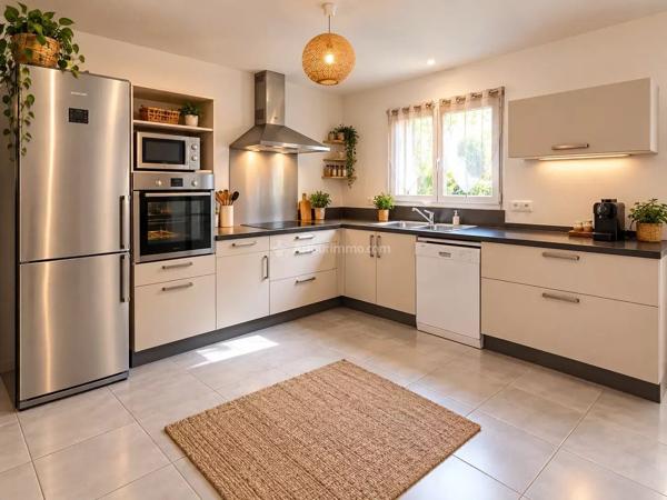 Vente                                                      Maison
                        
                     4 pièces                      95 m2                     à Gaillac