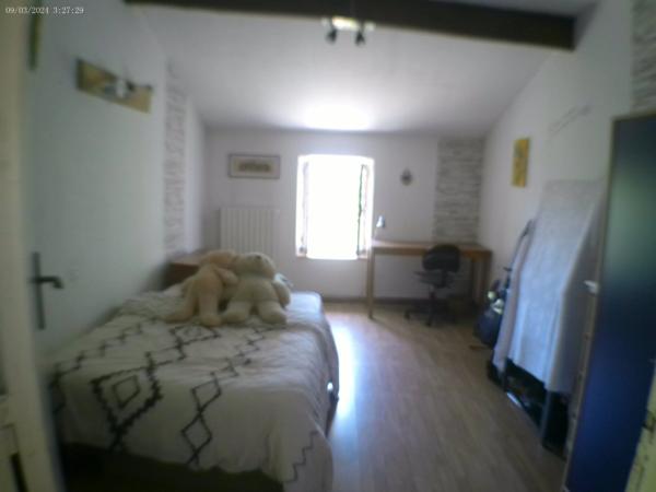 CHATEAUBERNARD A Vendre Maison 8 Pièces avec Studio 2 Pièces