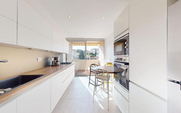 Appartement à vendre    3 pièces • 89,09 m2 Lyon 4