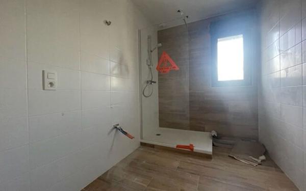 Appartement à louer    3 pièces •  Sainte-Marie