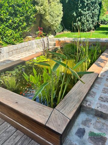 DEMEURE ANCIENNE DE 180 M2 AVEC SON STUDIO. RENOVEE EN 2022 SUR UN TERRAIN CLOS DE 300 M2 .AU COEUR DE LA ROCH La Rochelle (17000)