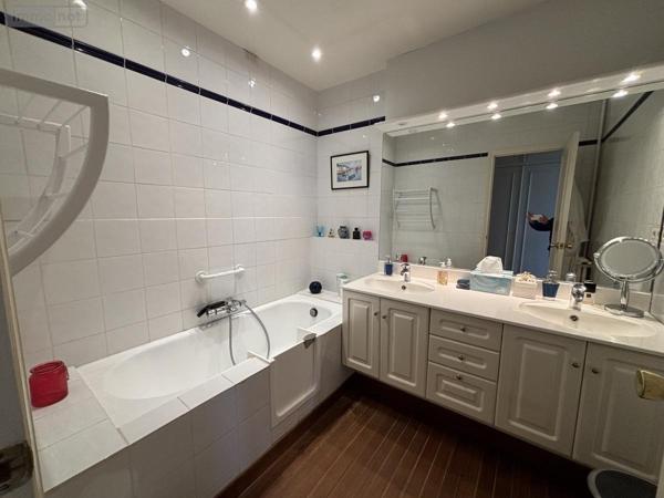 Appartement à vendre à Avrillé dans le Maine-et-Loire (49240), ref : 49037-1137