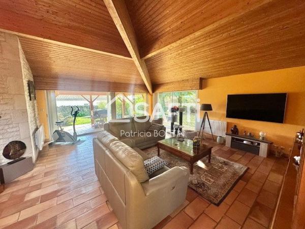 MAGNIFIQUE MAISON D'ARCHITECTE 3 CHAMBRES 1 BUREAU ET GARAGE A NIORT !