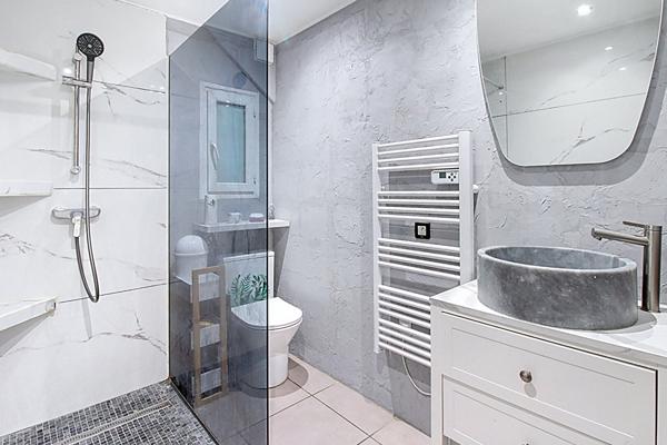 EXCLUSIVITÉ A VENDRE Appartement d'environ 60m² avec 2 chambres, terrasse 45m2