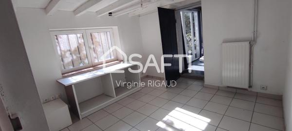 Belle maison ancienne rénovée avec 5 chambres.