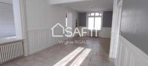 Belle maison ancienne rénovée avec 5 chambres.