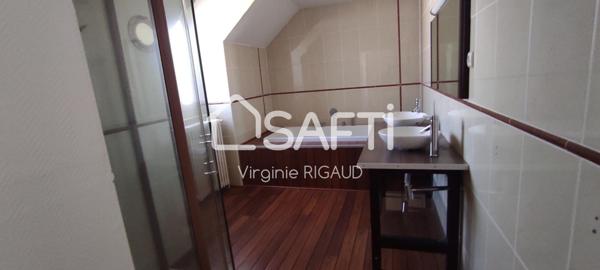 Belle maison ancienne rénovée avec 5 chambres.