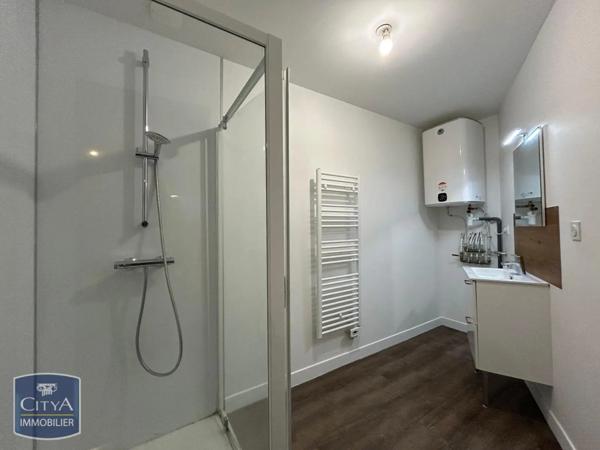 Appartement à louer 2 pièces 42.12m²