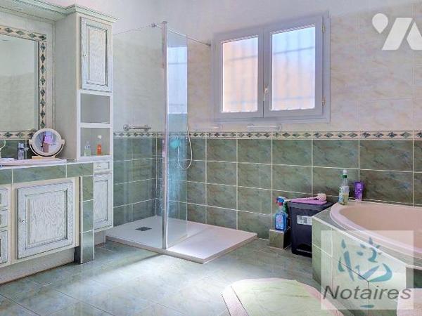 Maison à Vendre à Créon (33670) en Gironde (33)

CREON CENTRE quartier recherché pour cette b...