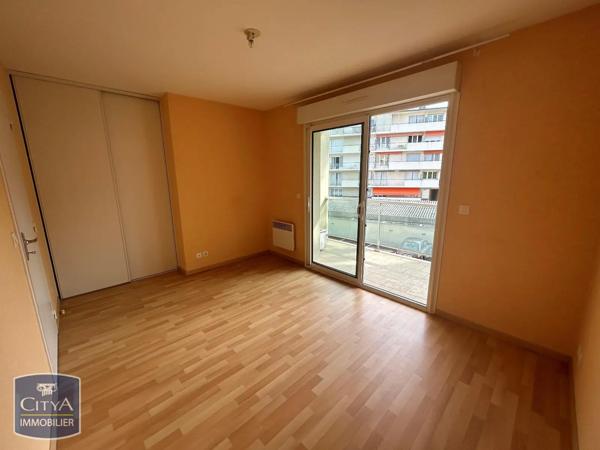 Appartement à louer 3 pièces 68.31m² Châteauroux (36000)