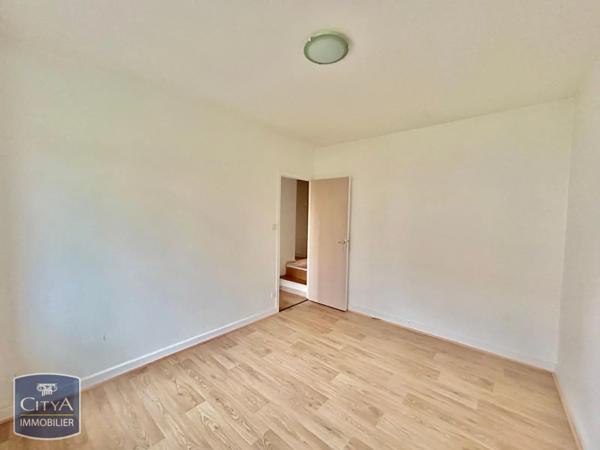 Appartement à louer 4 pièces 65.78m² Saint-Étienne (42000)