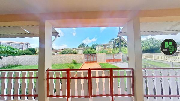 Maison 7 pièces - 216 m²