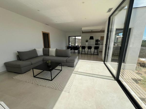 Très belle villa moderne dans les hauts de clermont