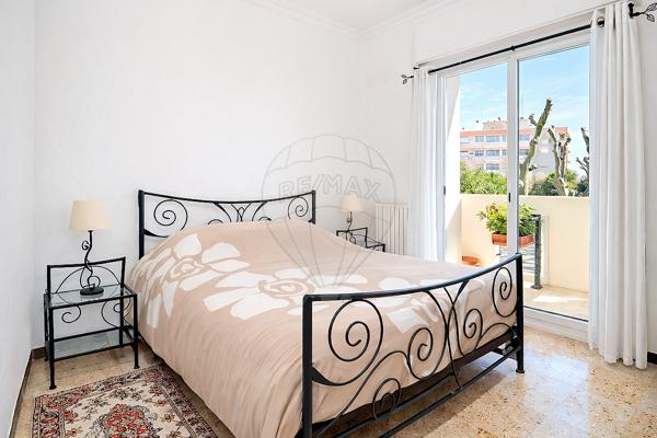 Appartement 2 chambre(s) à vendre - Antibes, Alpes-Maritimes - 06