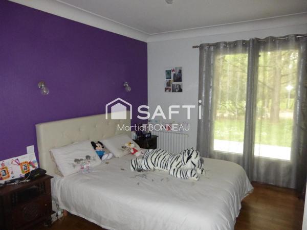 RARETÉ – Propriété de charme en toit de chaume