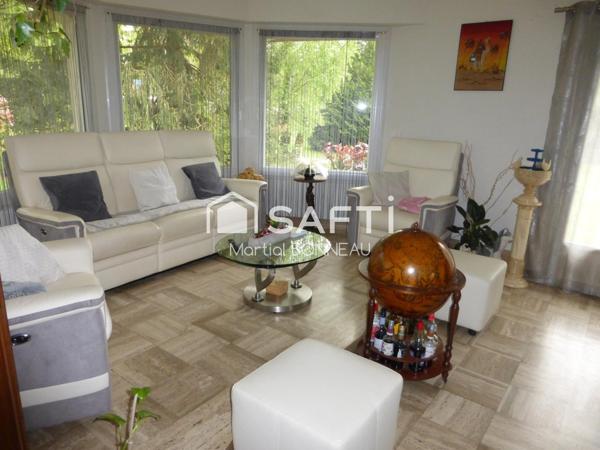 RARETÉ – Propriété de charme en toit de chaume