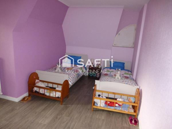 RARETÉ – Propriété de charme en toit de chaume