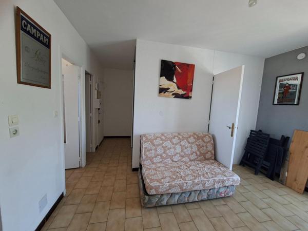 Un appartement 31M2 terrasse et parking Valras plage