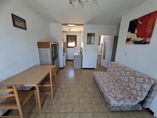 Un appartement 31M2 terrasse et parking Valras plage