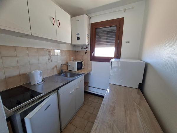 Un appartement 31M2 terrasse et parking Valras plage