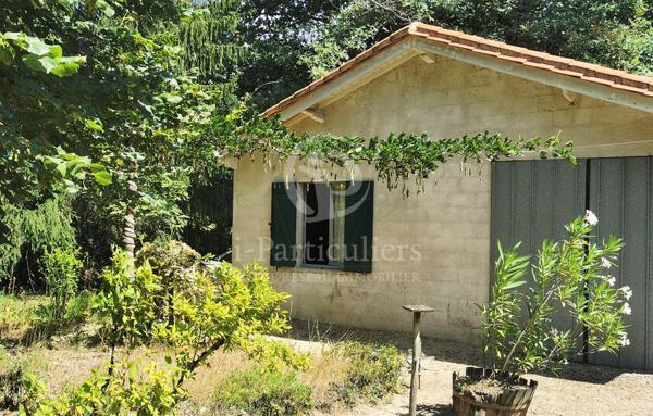 Terrain de 10 302 m²