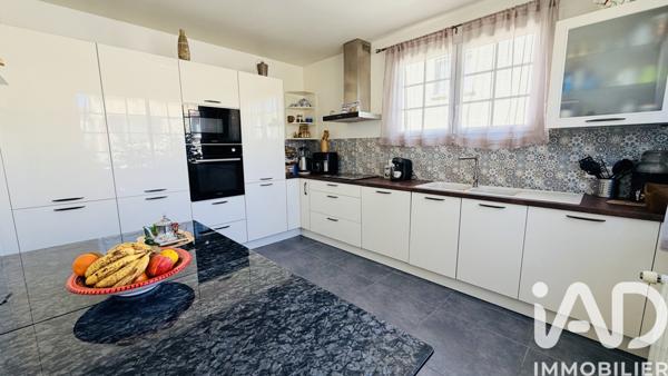 Maison à vendre 7 pièces 160 m² Varennes-Jarcy