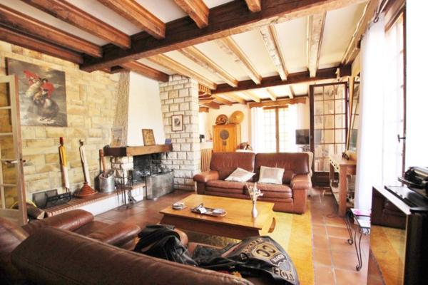 Maison à Thouars, 79100 - 8 pièces 230m²