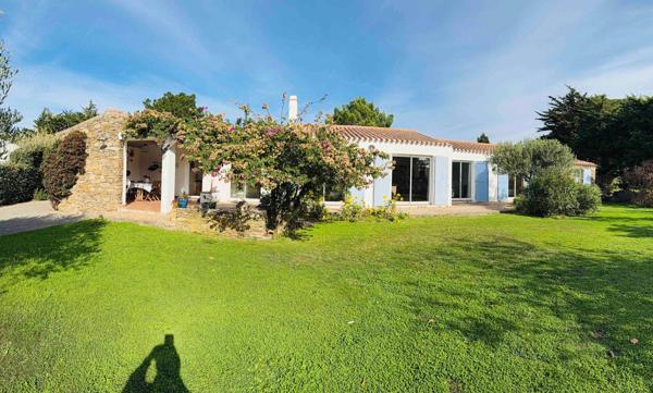 Maison à L' ILE-D'YEU, 85350 - 6 pièces 156m²