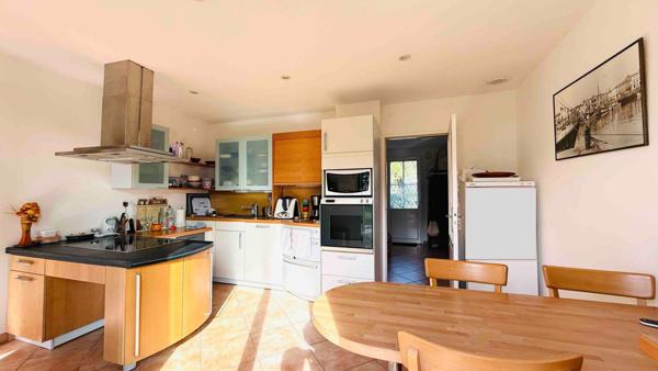 Maison à L' ILE-D'YEU, 85350 - 6 pièces 156m²