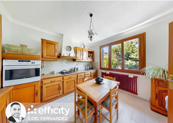 Maison
         6 pièces
        - 170 m² 435 000 € *