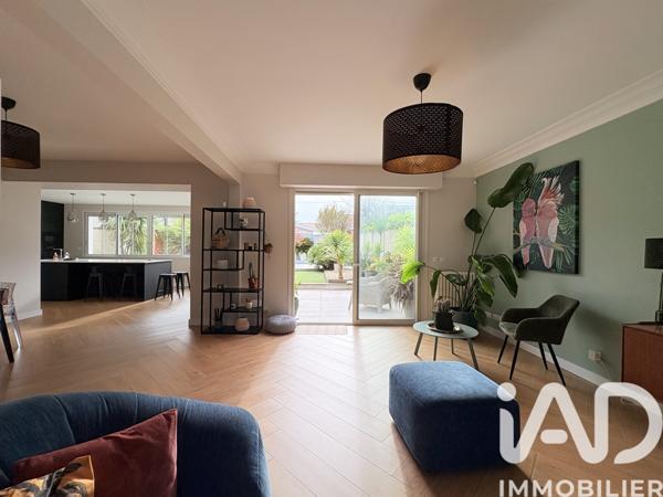 Maison à vendre 7 pièces 193 m² Mérignac