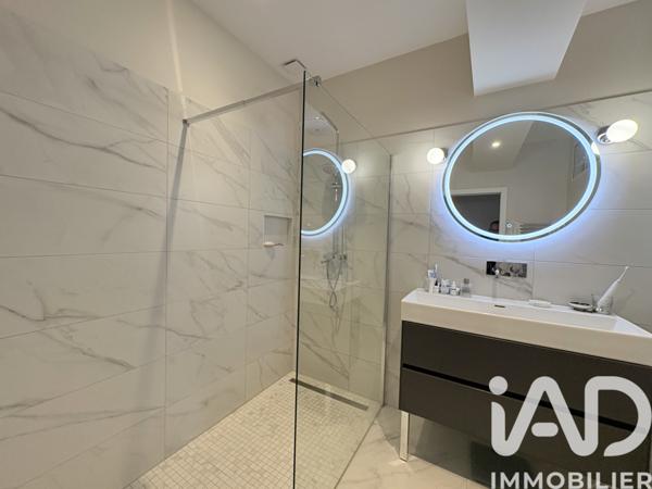 Maison à vendre 7 pièces 193 m² Mérignac