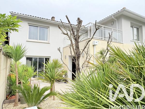 Maison à vendre 7 pièces 193 m² Mérignac