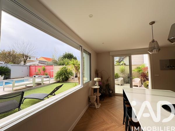Maison à vendre 7 pièces 193 m² Mérignac
